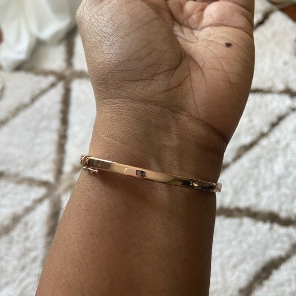 Givency Rose Gold Silk Swarovski Element Bangle Bracelet - Picture 3 of 4